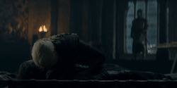 HouseOfTheDragon_3x02-QueensLanding_00548