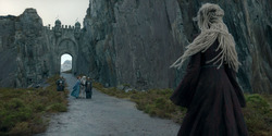 HouseOfTheDragon_3x02-QueensLanding_00683