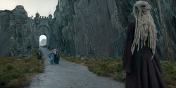 HouseOfTheDragon_3x02-QueensLanding_00687