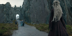 HouseOfTheDragon_3x02-QueensLanding_00688