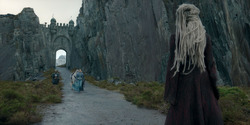 HouseOfTheDragon_3x02-QueensLanding_00690