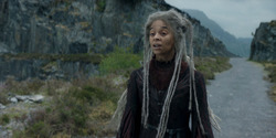 HouseOfTheDragon_3x02-QueensLanding_00710