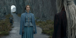 HouseOfTheDragon_3x02-QueensLanding_00715