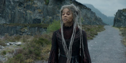HouseOfTheDragon_3x02-QueensLanding_00721