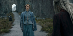 HouseOfTheDragon_3x02-QueensLanding_00734