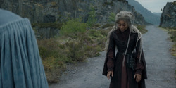 HouseOfTheDragon_3x02-QueensLanding_00739