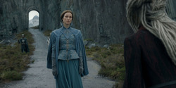 HouseOfTheDragon_3x02-QueensLanding_00742