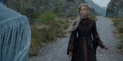 HouseOfTheDragon_3x02-QueensLanding_00752