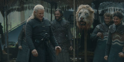 HouseOfTheDragon_3x02-QueensLanding_00918