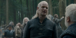 HouseOfTheDragon_3x02-QueensLanding_00962