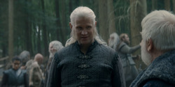 HouseOfTheDragon_3x02-QueensLanding_00968
