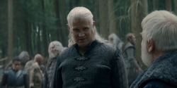 HouseOfTheDragon_3x02-QueensLanding_00969
