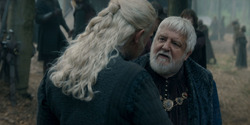 HouseOfTheDragon_3x02-QueensLanding_00975