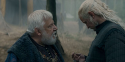 HouseOfTheDragon_3x02-QueensLanding_01001