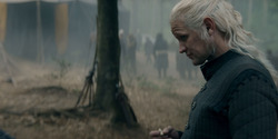 HouseOfTheDragon_3x02-QueensLanding_01007