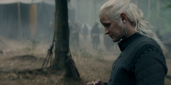HouseOfTheDragon_3x02-QueensLanding_01008