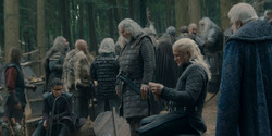 HouseOfTheDragon_3x02-QueensLanding_01017