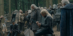 HouseOfTheDragon_3x02-QueensLanding_01021