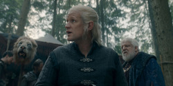 HouseOfTheDragon_3x02-QueensLanding_01059