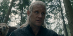 HouseOfTheDragon_3x02-QueensLanding_01082