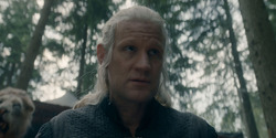 HouseOfTheDragon_3x02-QueensLanding_01084