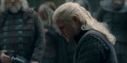 HouseOfTheDragon_3x02-QueensLanding_01096