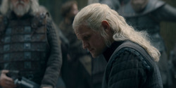 HouseOfTheDragon_3x02-QueensLanding_01098