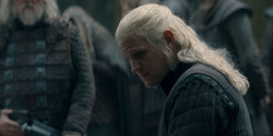 HouseOfTheDragon_3x02-QueensLanding_01100
