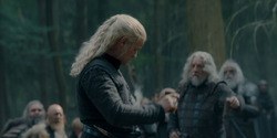 HouseOfTheDragon_3x02-QueensLanding_01108