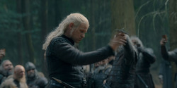 HouseOfTheDragon_3x02-QueensLanding_01113