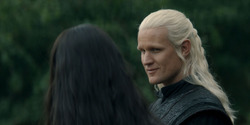 HouseOfTheDragon_3x02-QueensLanding_01161