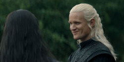 HouseOfTheDragon_3x02-QueensLanding_01163