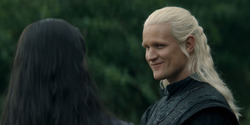 HouseOfTheDragon_3x02-QueensLanding_01167