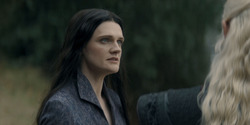 HouseOfTheDragon_3x02-QueensLanding_01173