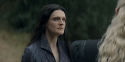 HouseOfTheDragon_3x02-QueensLanding_01204