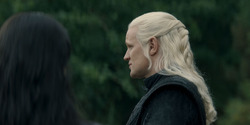 HouseOfTheDragon_3x02-QueensLanding_01220