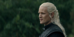 HouseOfTheDragon_3x02-QueensLanding_01253