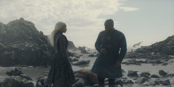 HouseOfTheDragon_3x02-QueensLanding_01373