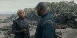 HouseOfTheDragon_3x02-QueensLanding_01386