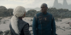 HouseOfTheDragon_3x02-QueensLanding_01402