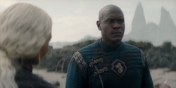 HouseOfTheDragon_3x02-QueensLanding_01412