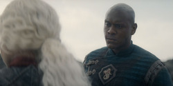 HouseOfTheDragon_3x02-QueensLanding_01477