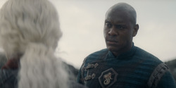 HouseOfTheDragon_3x02-QueensLanding_01492