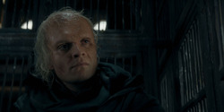 HouseOfTheDragon_3x02-QueensLanding_01640