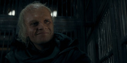 HouseOfTheDragon_3x02-QueensLanding_01643