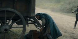 HouseOfTheDragon_3x02-QueensLanding_01715