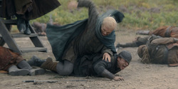 HouseOfTheDragon_3x02-QueensLanding_01751