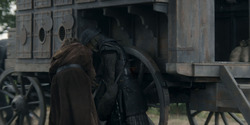 HouseOfTheDragon_3x02-QueensLanding_01757