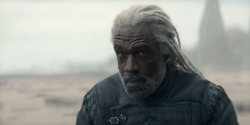 HouseOfTheDragon_3x02-QueensLanding_01799