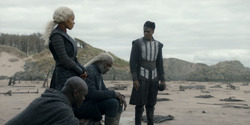 HouseOfTheDragon_3x02-QueensLanding_01812